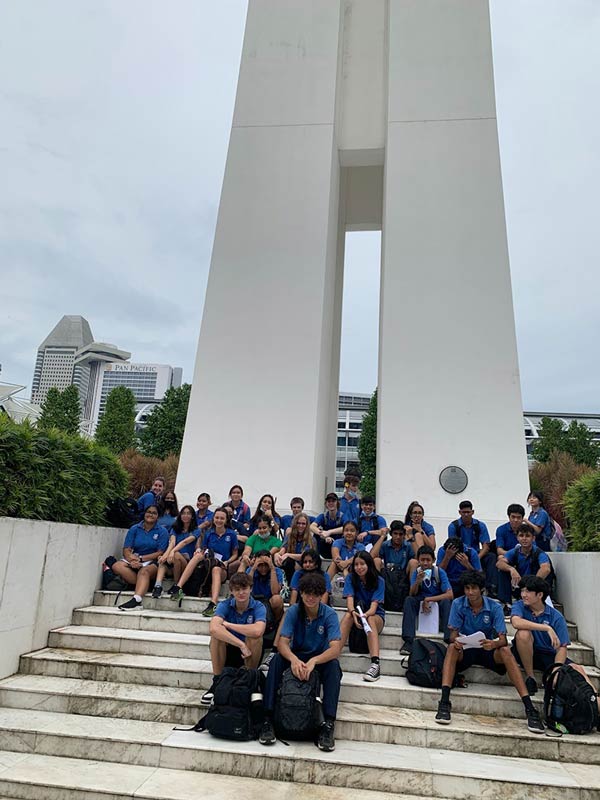 Secondary class photo at the Cenotaph