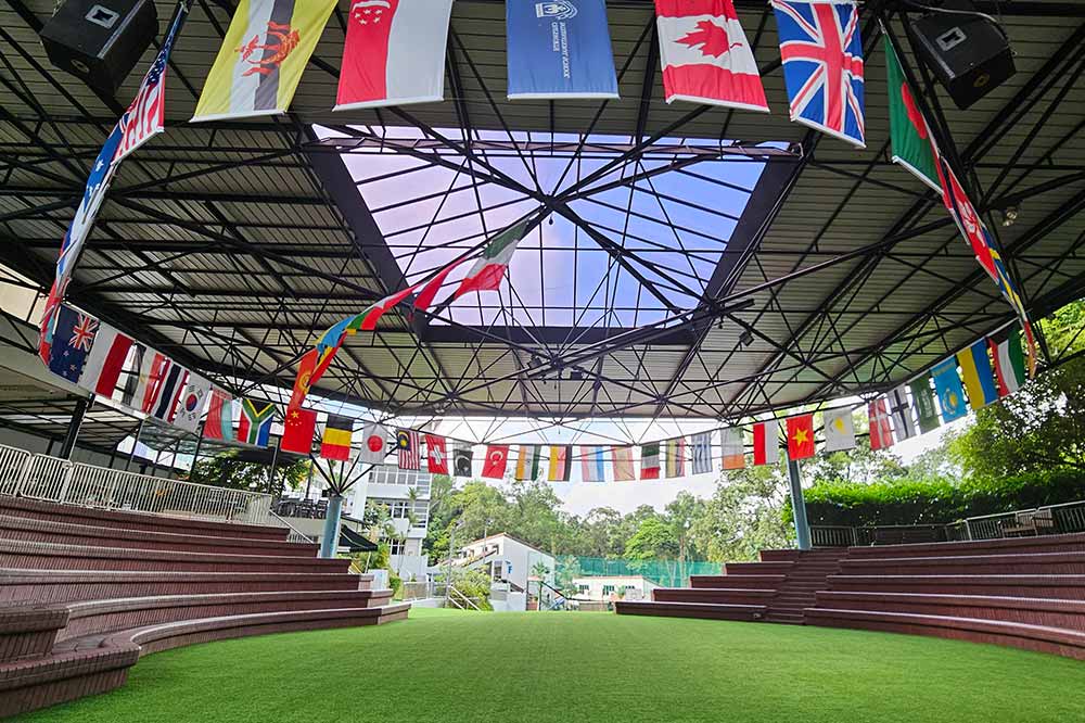 Chatsworth International School is set amidst lush greenery, near the Bukit Timah nature reserve