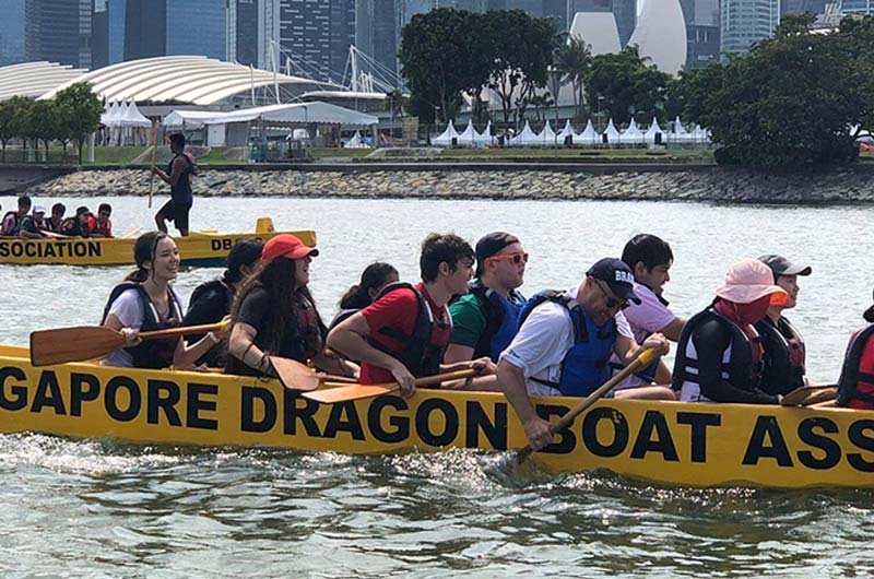 Year 11 to 13 students went kayaking around singapore city 